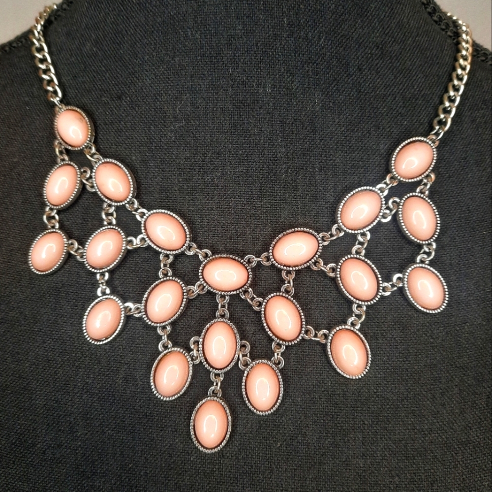 Elegant Pink and Silver Necklace